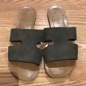 Woman’s sandals